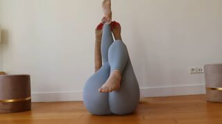 Yoga Flow — Middle Splits