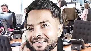Iski Wali To Bahut Alag Hai ????????.... #callcenter #loan