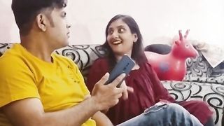 Bhaai aa Raha hai..???????? #funny #comedy #couple #couplecomedy #husbandwifecomedy #couplegoals #reels