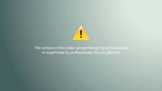 Instants drôles. S'il vous plaît, n'essayez pas d'effectuer l'une des activités de cette vidéo