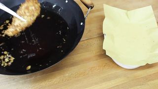 frying bath for breaded bread