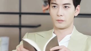 You hold the book✨upside down ????????||C drama ????~My Boss????