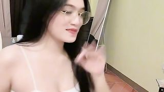 Filipina cutie