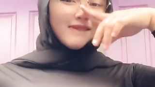 Viral Video of Beautiful Women 19