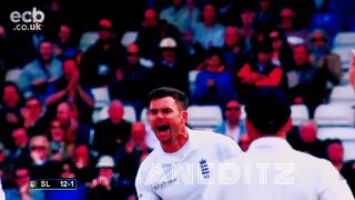 Massive sixes by salman Ali agha