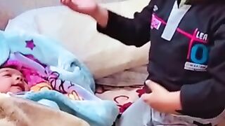 حمد اکرم مستی کرتے ہوئے
