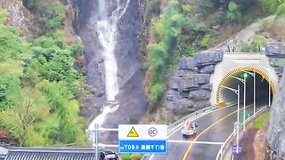 Wenzhou Yongjia Yunhe Highway Nanchen  Spring Town #amazingchina #travel.
