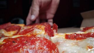 "Decoding Pizza Mastery: Insider Secrets and Scrumptious Recipes"