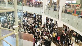 Crazy!!! This Japanese Festival So Crowded!!!