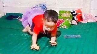 the little one learns to walk