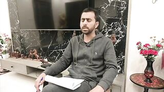 Exclusive interview of Siddique Jaan -- What's going on in Islamabad