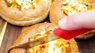 CREAM CHICKEN CHEESE BUNS