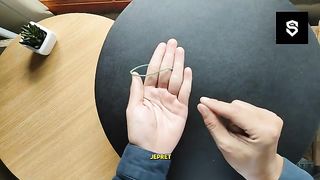 TRIK SULAP KARET BERPINDAH 2 JARI - Sehari jago sulap Easy Rubber Band Magic Trick With