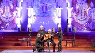 Very interesting guitar playing