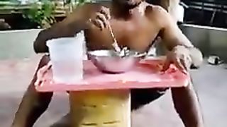 U can't eat alone and have peace always share