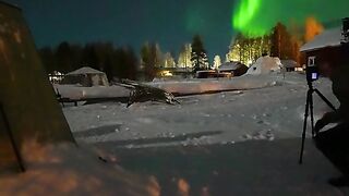Pertunjukan awan malam bersalju ????????????