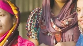 বিনা দাওয়াতে খেতে এসে ধরা পড়ে গেলো নিলয়