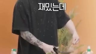 Suga Can't leave His Little Junkgook Anymore