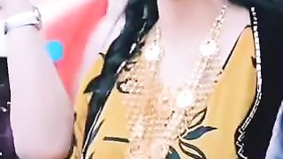 Arabian beautiful items girls live