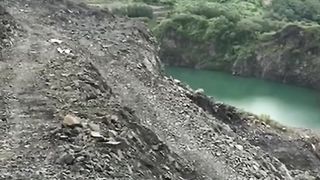 Mine cliff destruction process