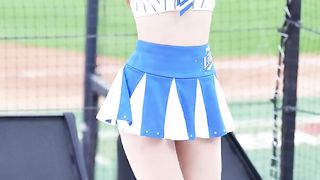 머리 넘기는거 진짜 예술ㄷㄷ 최홍라 치어리더 HongRa