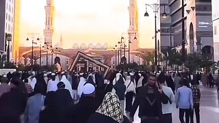 "ورفعنا لک ذکرک" میرے نبی کا ذکر ہمیشہ بلند رہے گا۔ صلی اللہ علیہ وآلہ وسلم  ❤️????????
