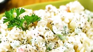 Creamy pasta salad