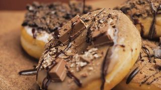 Demonstration video of donuts with a lot of chocolate
