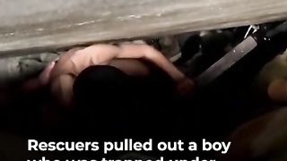 Palestinian boy rescued after 9 days under Gaza rubble