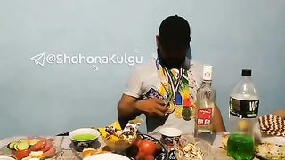 Шунақа "чемпион"ларга жўнатиб қўямиз...