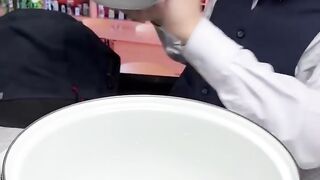 НА ЗАДНЕЙ ПАРТЕ ГОТОВЛЮ СЕБЕ ОБЕД????