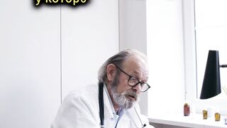 ИЗ НОСА ТОРЧИТ БАНАН, В УХЕ МОРКОВКА, А ИЗ...