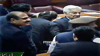 عمران خان زندہ آباد چور مردہ آباد