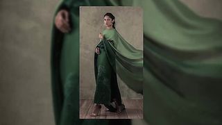 pakistani fashion designer