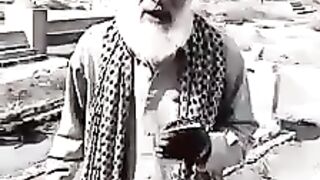 یہ شہر خاموشاں ہے