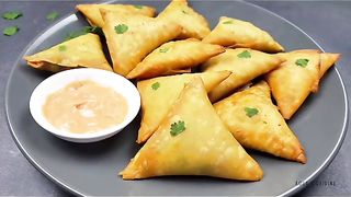 Chicken Cheese Samosa