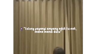 Anak kecil jago banget jagain adiknya