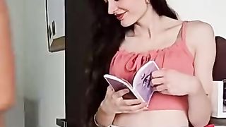 Ye husbands kab sikhenge. ???? #couple #india #trending #marriedlife