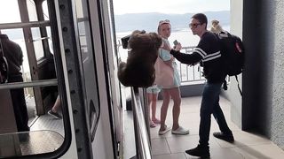 The last monkeys in Europe are de Gilbratar Monkeys. Monkeys thief