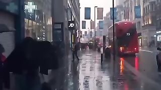 مش مهم التلاقي والسلام بالإيد ????