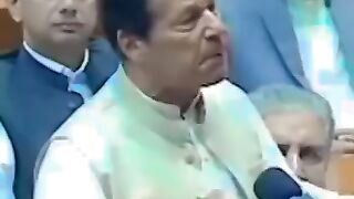 Imran Khan Aggressive Speach in Parliment of Pakistan 1 Zardari Sab Pe Bhari