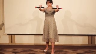 安井南、ブルースリー”死亡遊戯”のヌンチャクコンビネーション！新極真祝勝会でド肝抜く