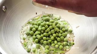 Spring onion bhurji
