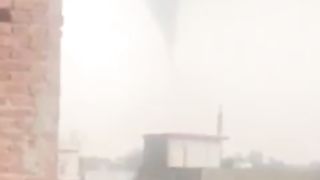 جہلم ہوائی بگولے نے تباہی مچا دی