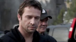 THE FOLLOWING TEMP 01 CAP 11