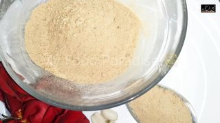 Quick and Easy Homemade Garlic Powder Recipe on Stove | DIY Seasoning Hack!