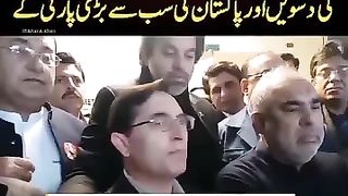 Imran Khan Stands Before You as the World's Tenth and Pakistan's Largest Party Chairman! Barrister Gohar Ali