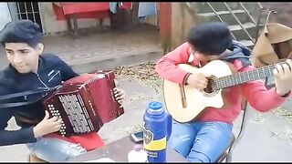 Chamamé ritmo muito bom pra dançar e ouvir a música excelente