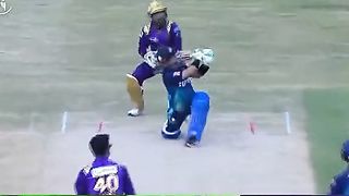 Rizwan hit back to back six to Abrar