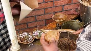 Civil Lines ke Famous Kachori Aapne Yeah try